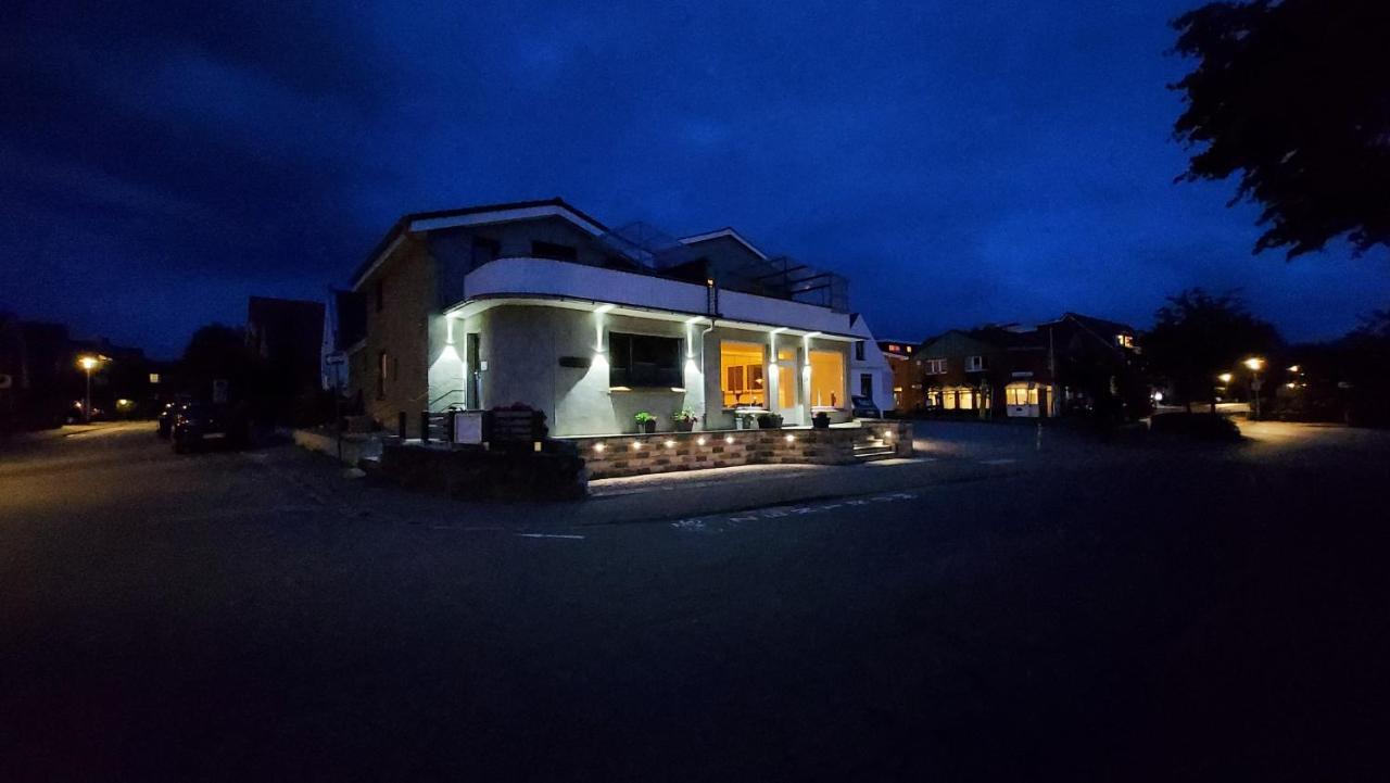 Fewo Am Ententeich Bergstrasse 15 比苏姆 外观 照片